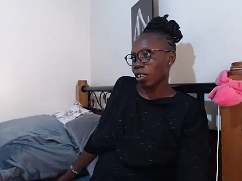 Sweet Bear online show from 02-10-25, 10:53