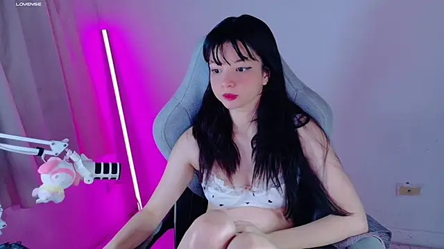 Snapshot of stephybrown chatting on 02-16-26, 11:23 stephybrown online show from 02-16-26, 11:23