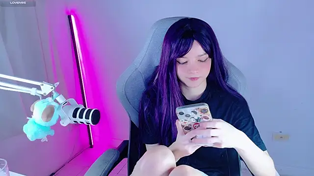 Snapshot of stephybrown chatting on 03-14-26, 12:39 stephybrown online show from 03-14-26, 12:39