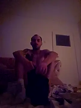 Snapshot of denisxlRo chatting on 03-04-25, 10:27 denisxlRo online show from 03-04-25, 10:27