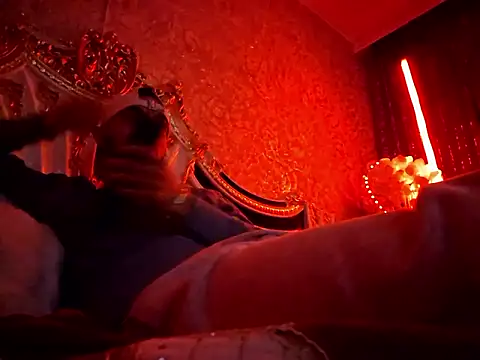 Snapshot of denisxlRo chatting on 02-26-26, 04:06 denisxlRo online show from 02-26-26, 04:06