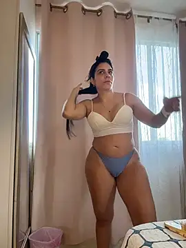 Snapshot of valecruz903 chatting on 03-09-26, 04:55 valecruz903 online show from 03-09-26, 04:55