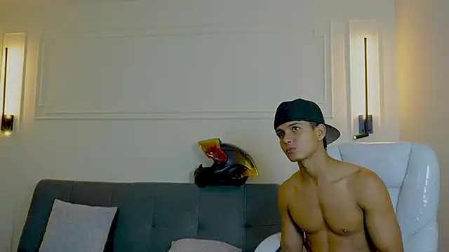 Paradise boy s online show from 01-29-25, 11:04