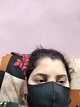 Snapshot of Ruksar-Pathan chatting on 02-12-25, 05:05 Ruksar-Pathan online show from 02-12-25, 05:05