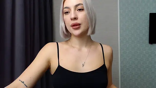 hot-sasha9 online show from 12-20-24, 11:54