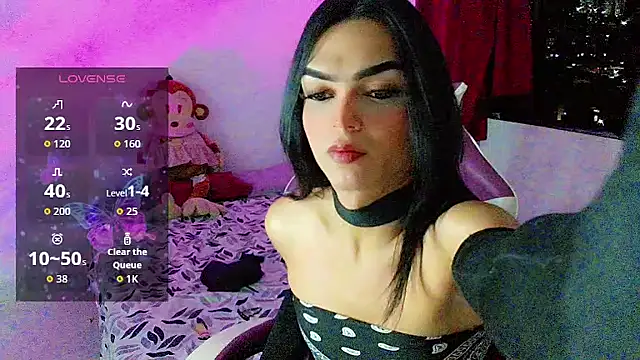 Snapshot of Ms-Zoehans chatting on 10-05-25, 01:15 Ms-Zoehans online show from 10-05-25, 01:15