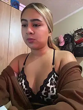 Miabonnett  online show from 05-11-26, 02:56