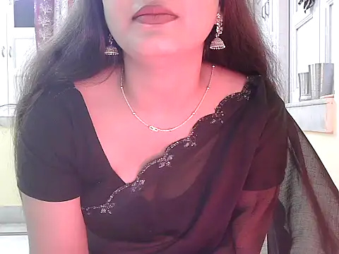 Snapshot of Model-Tanya chatting on 11-12-25, 04:18 Model-Tanya online show from 11-12-25, 04:18