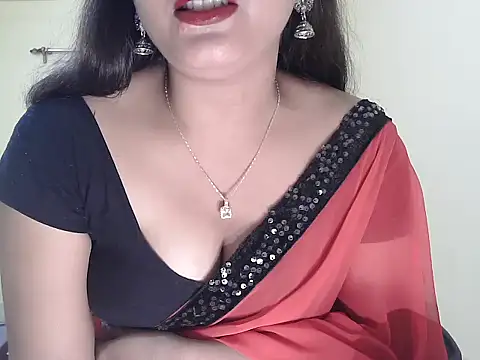 Snapshot of Model-Tanya chatting on 01-08-26, 08:38 Model-Tanya online show from 01-08-26, 08:38