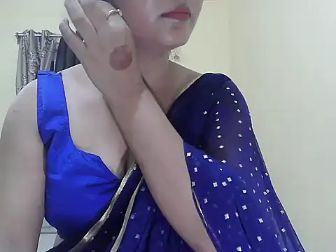 Snapshot of Model-Tanya chatting on 03-26-26, 06:13 Model-Tanya online show from 03-26-26, 06:13