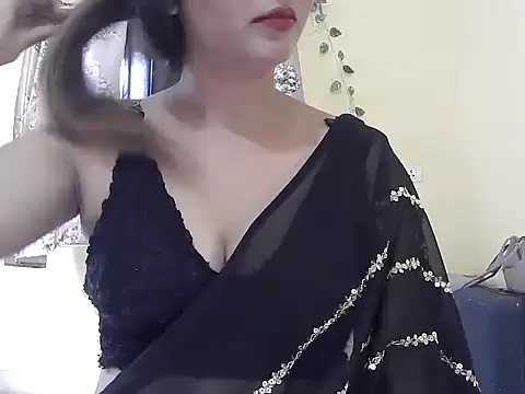 Snapshot of Model-Tanya chatting on 03-28-26, 08:36 Model-Tanya online show from 03-28-26, 08:36