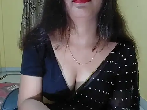 Snapshot of Model-Tanya chatting on 08-08-26, 05:15 Model-Tanya online show from 08-08-26, 05:15