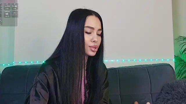 Snapshot of OnlyXandra chatting on 01-20-25, 08:30 OnlyXandra online show from 01-20-25, 08:30