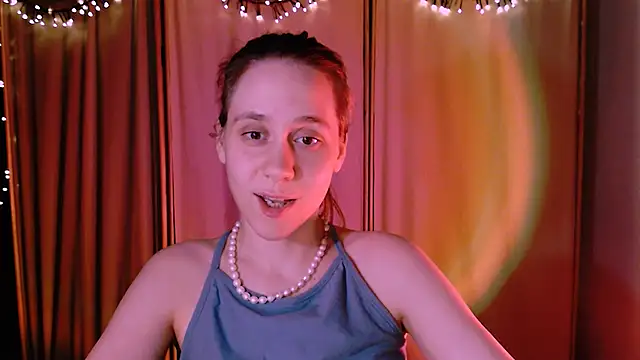 Snapshot of Malinax chatting on 12-06-24, 01:29 Malinax online show from 12-06-24, 01:29