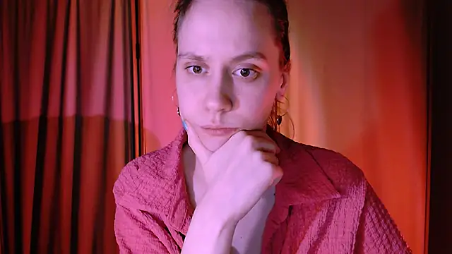 Snapshot of Malinax chatting on 01-17-25, 11:07 Malinax online show from 01-17-25, 11:07