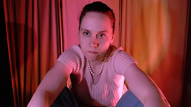 Snapshot of Malinax chatting on 01-24-25, 10:51 Malinax online show from 01-24-25, 10:51