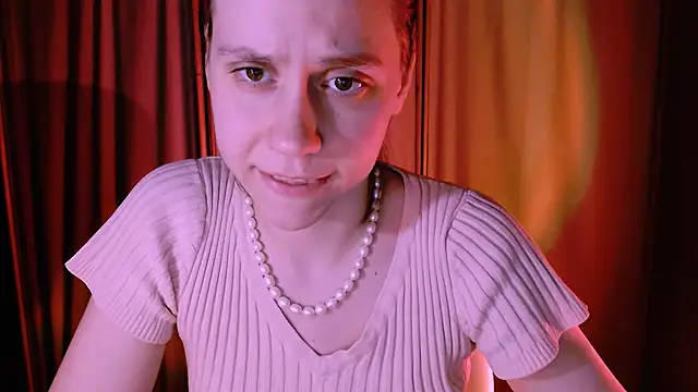 Snapshot of Malinax chatting on 01-25-25, 01:54 Malinax online show from 01-25-25, 01:54