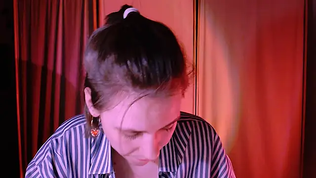 Snapshot of Malinax chatting on 02-03-25, 11:05 Malinax online show from 02-03-25, 11:05