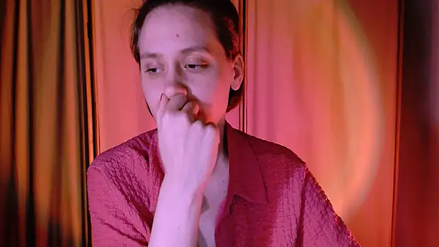 Snapshot of Malinax chatting on 02-17-25, 01:58 Malinax online show from 02-17-25, 01:58