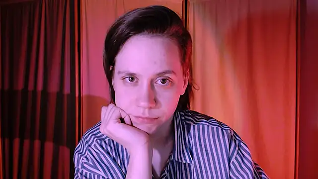 Snapshot of Malinax chatting on 03-01-25, 11:26 Malinax online show from 03-01-25, 11:26