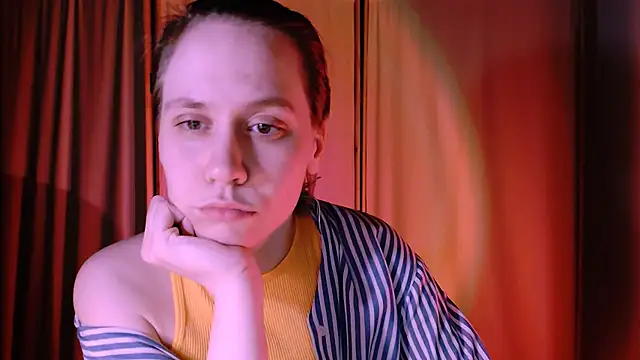 Snapshot of Malinax chatting on 03-18-25, 10:58 Malinax online show from 03-18-25, 10:58