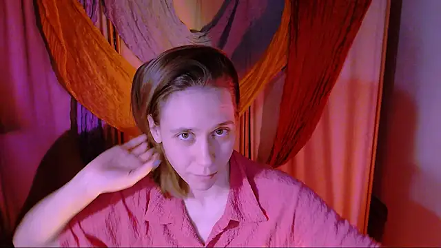 Snapshot of Malinax chatting on 11-09-25, 11:03 Malinax online show from 11-09-25, 11:03