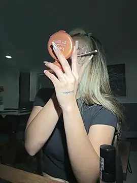 emma oxford online show from 02-25-26, 02:21