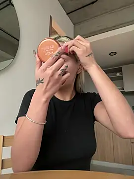 emma oxford online show from 03-03-26, 10:48