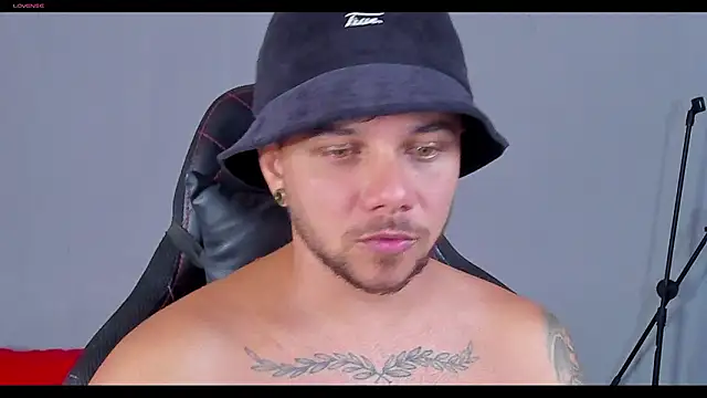 Snapshot of kenintoro chatting on 02-02-26, 06:17 kenintoro online show from 02-02-26, 06:17