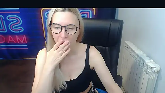 kerakiss877 online show from 01-06-25, 07:56