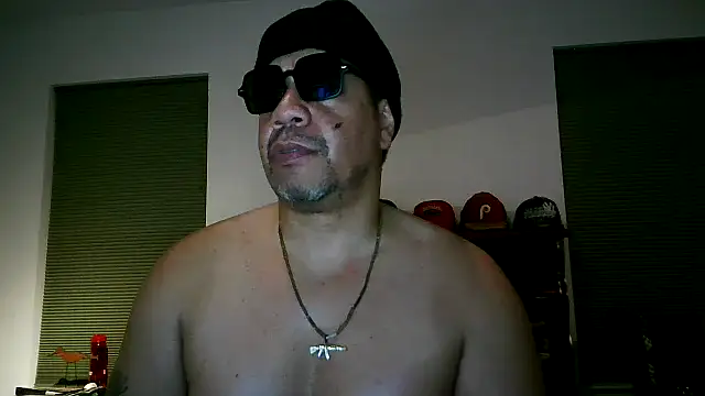Snapshot of pimpdaddy4ever chatting on 12-18-24, 03:37 pimpdaddy4ever online show from 12-18-24, 03:37