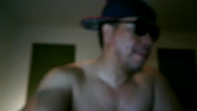 Snapshot of pimpdaddy4ever chatting on 12-28-24, 12:36 pimpdaddy4ever online show from 12-28-24, 12:36