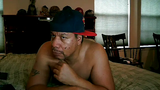 Snapshot of pimpdaddy4ever chatting on 01-11-25, 06:12 pimpdaddy4ever online show from 01-11-25, 06:12