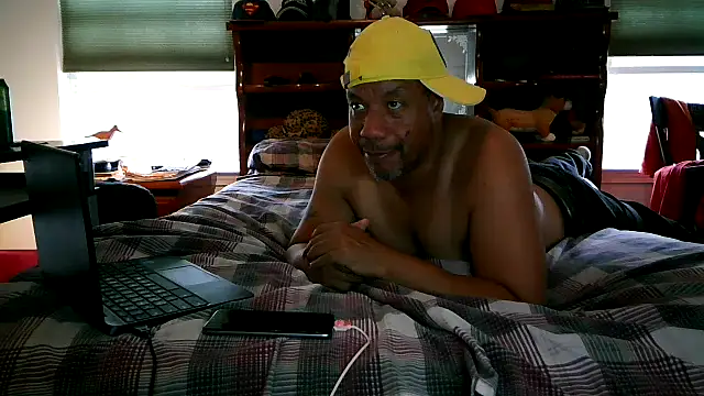 Snapshot of pimpdaddy4ever chatting on 10-26-25, 05:41 pimpdaddy4ever online show from 10-26-25, 05:41