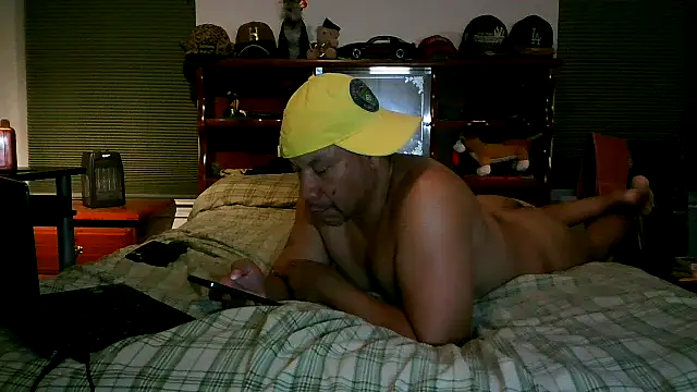 Snapshot of pimpdaddy4ever chatting on 03-18-26, 02:47 pimpdaddy4ever online show from 03-18-26, 02:47