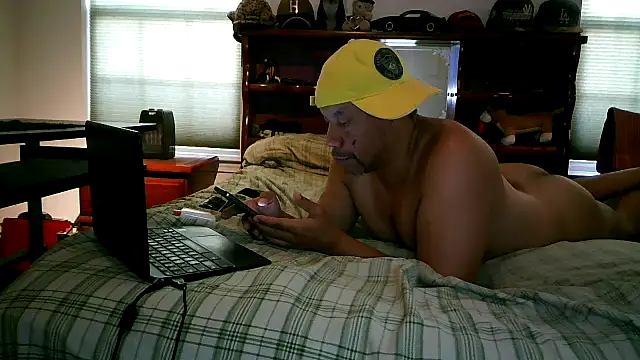 Snapshot of pimpdaddy4ever chatting on 03-22-26, 12:08 pimpdaddy4ever online show from 03-22-26, 12:08
