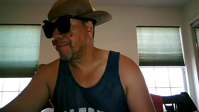 pimpdaddy4ever online show from 05-05-26, 06:49
