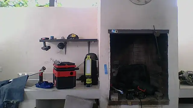 Snapshot of DirtyRcride chatting on 12-10-24, 08:05 DirtyRcride online show from 12-10-24, 08:05