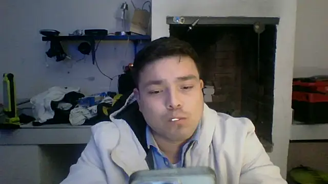 Snapshot of DirtyRcride chatting on 12-20-24, 04:42 DirtyRcride online show from 12-20-24, 04:42