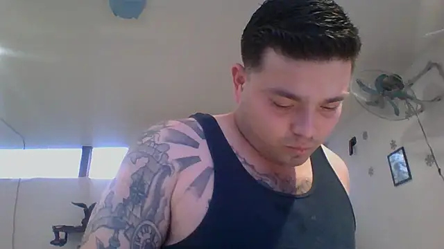 Snapshot of DirtyRcride chatting on 12-27-24, 11:53 DirtyRcride online show from 12-27-24, 11:53