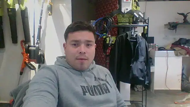 Snapshot of DirtyRcride chatting on 12-29-24, 04:38 DirtyRcride online show from 12-29-24, 04:38