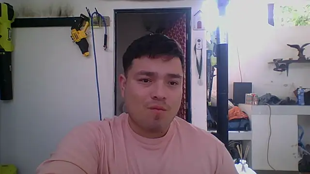 Snapshot of DirtyRcride chatting on 12-30-24, 06:16 DirtyRcride online show from 12-30-24, 06:16