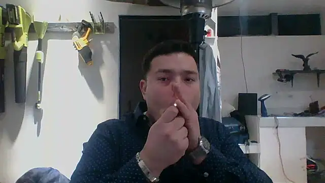 Snapshot of DirtyRcride chatting on 01-01-25, 04:07 DirtyRcride online show from 01-01-25, 04:07