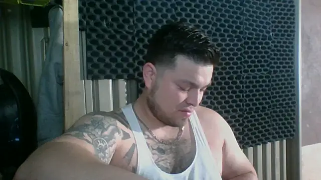 Snapshot of DirtyRcride chatting on 02-27-25, 07:34 DirtyRcride online show from 02-27-25, 07:34