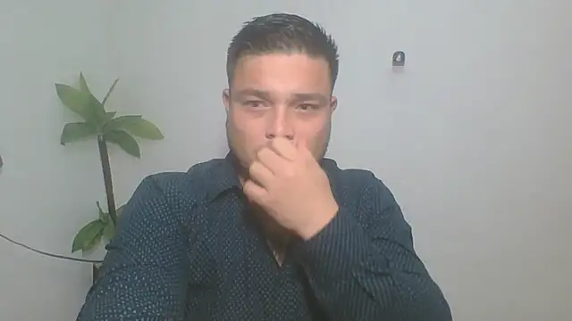 Snapshot of DirtyRcride chatting on 10-20-25, 02:45 DirtyRcride online show from 10-20-25, 02:45