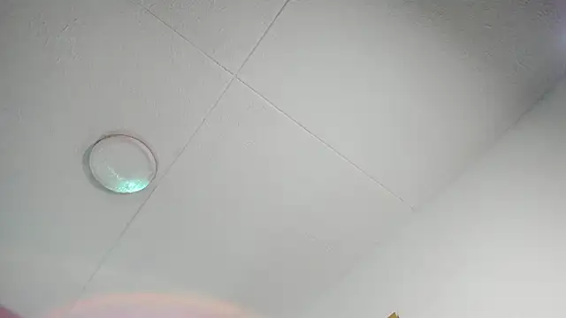 ViolettaBaker  online show from 09-25-25, 08:23