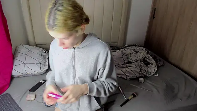 melo prin online show from 10-20-25, 07:31