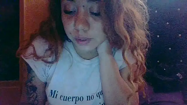 Snapshot of Jennxdolls chatting on 04-17-26, 04:54 Jennxdolls online show from 04-17-26, 04:54