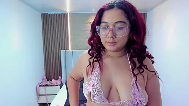 MADISON ROWAN1 online show from 05-11-26, 03:45