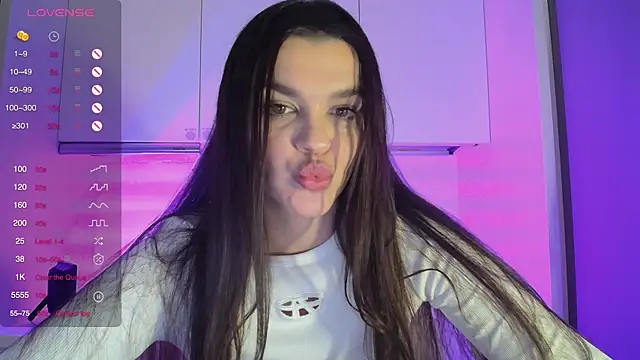 Greta Fox online show from 12-21-24, 07:38
